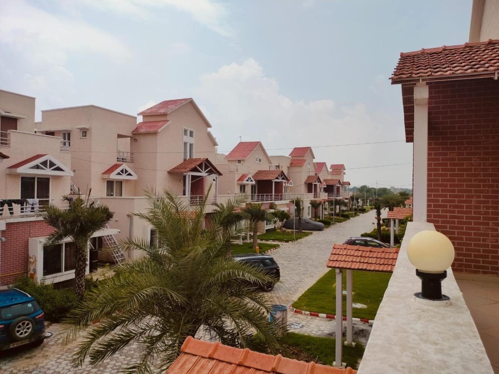 Umang - Premium Resort Like Villa In Vrindāvan 외부 사진