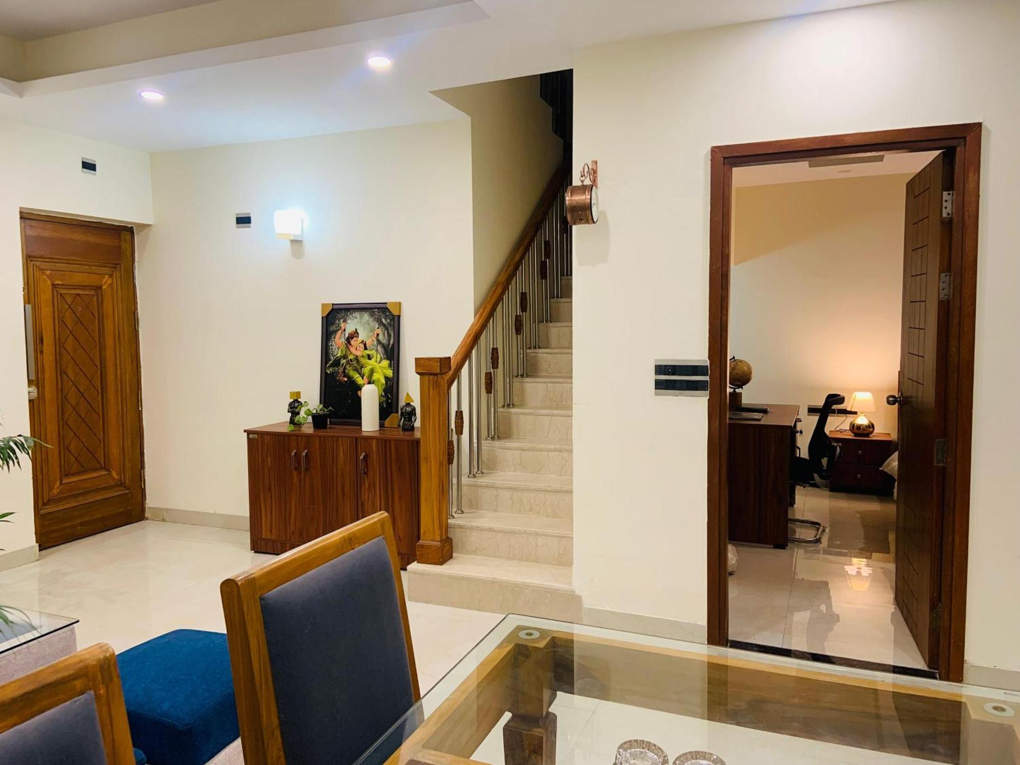 Umang - Premium Resort Like Villa In Vrindāvan 외부 사진